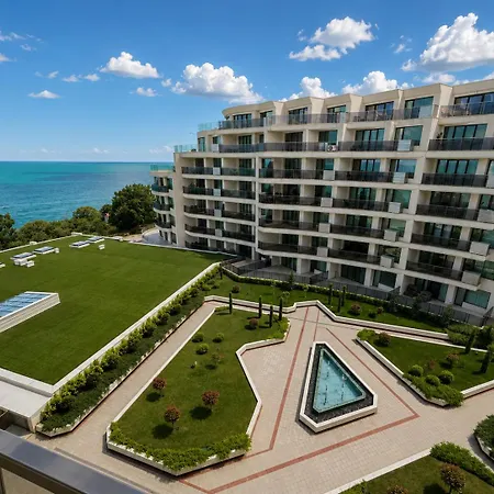 Skyline Lux - Seaview & Pool And Варна